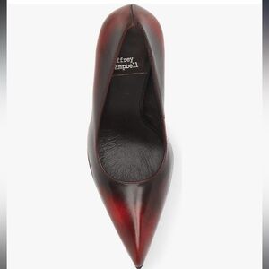 Ombré black and wine/deep red pumps size 9